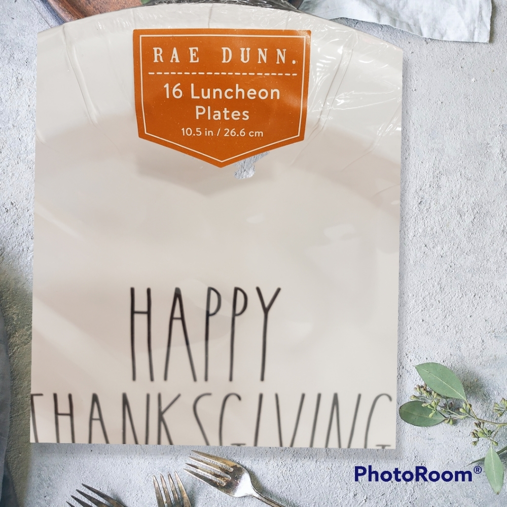 🆕️ 2020 Rae Dunn HAPPY THANKSGIVING 16 Paper Plates packed in original plastic - Picture 2 of 6